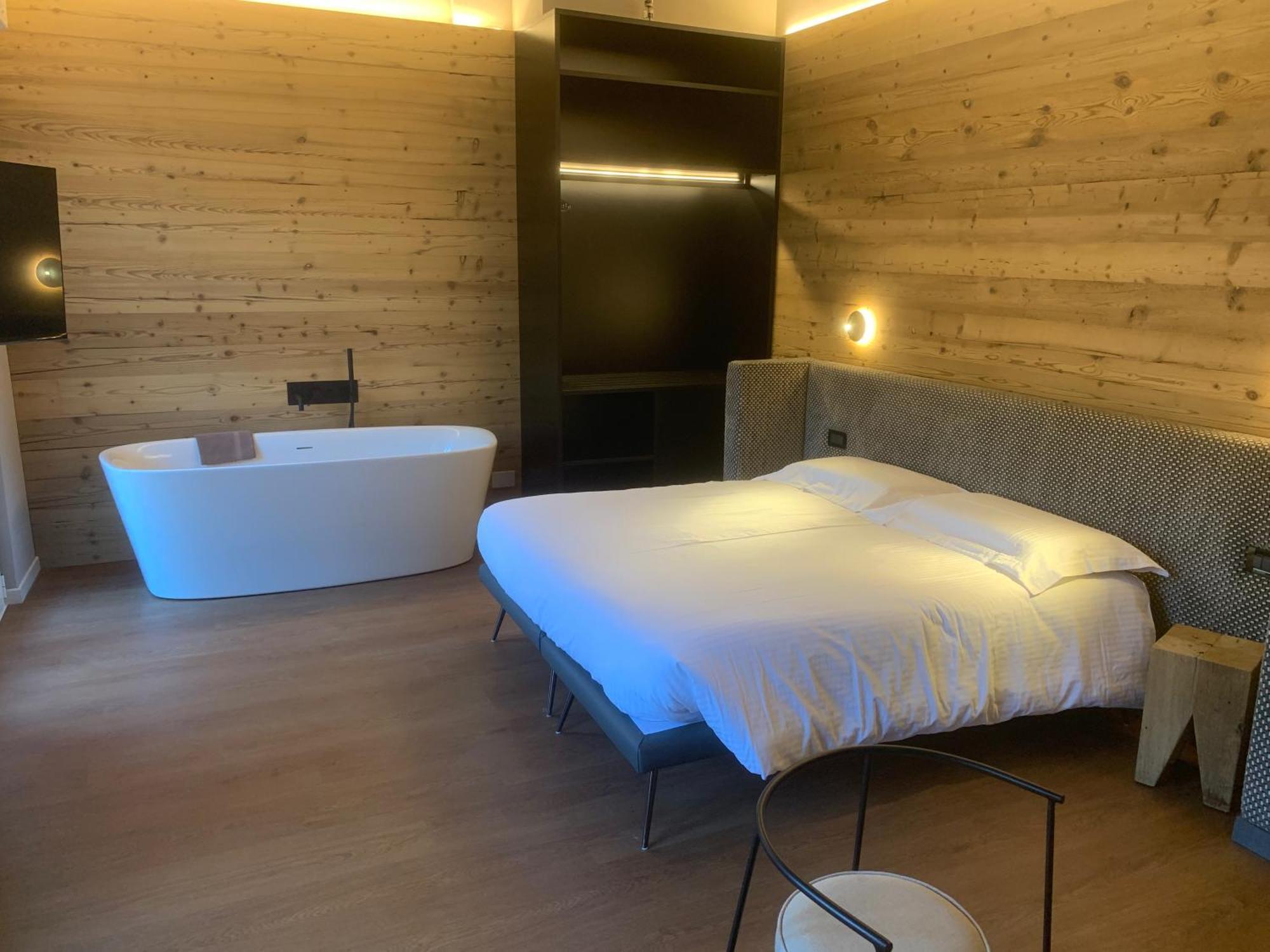 Albergo Moderno & Spa Fuipiano Valle Imagna Kültér fotó