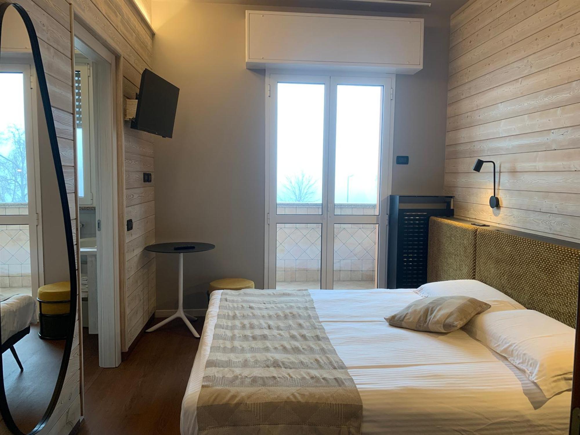 Albergo Moderno & Spa Fuipiano Valle Imagna Kültér fotó