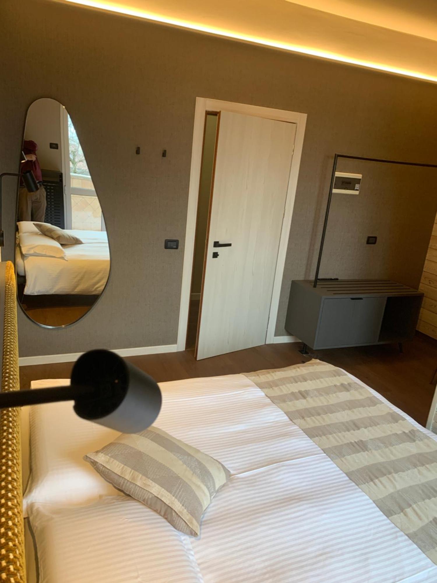 Albergo Moderno & Spa Fuipiano Valle Imagna Kültér fotó