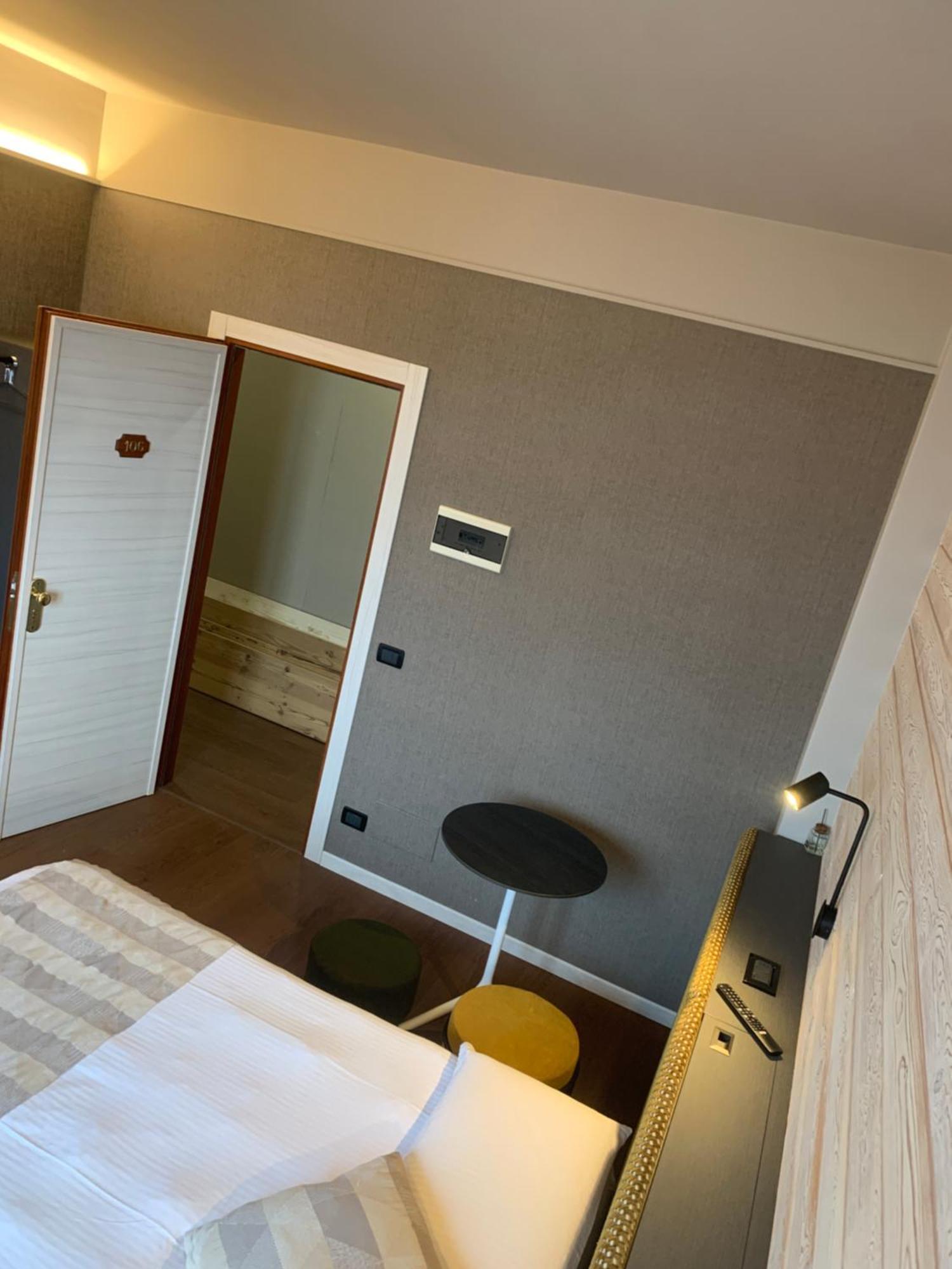 Albergo Moderno & Spa Fuipiano Valle Imagna Kültér fotó