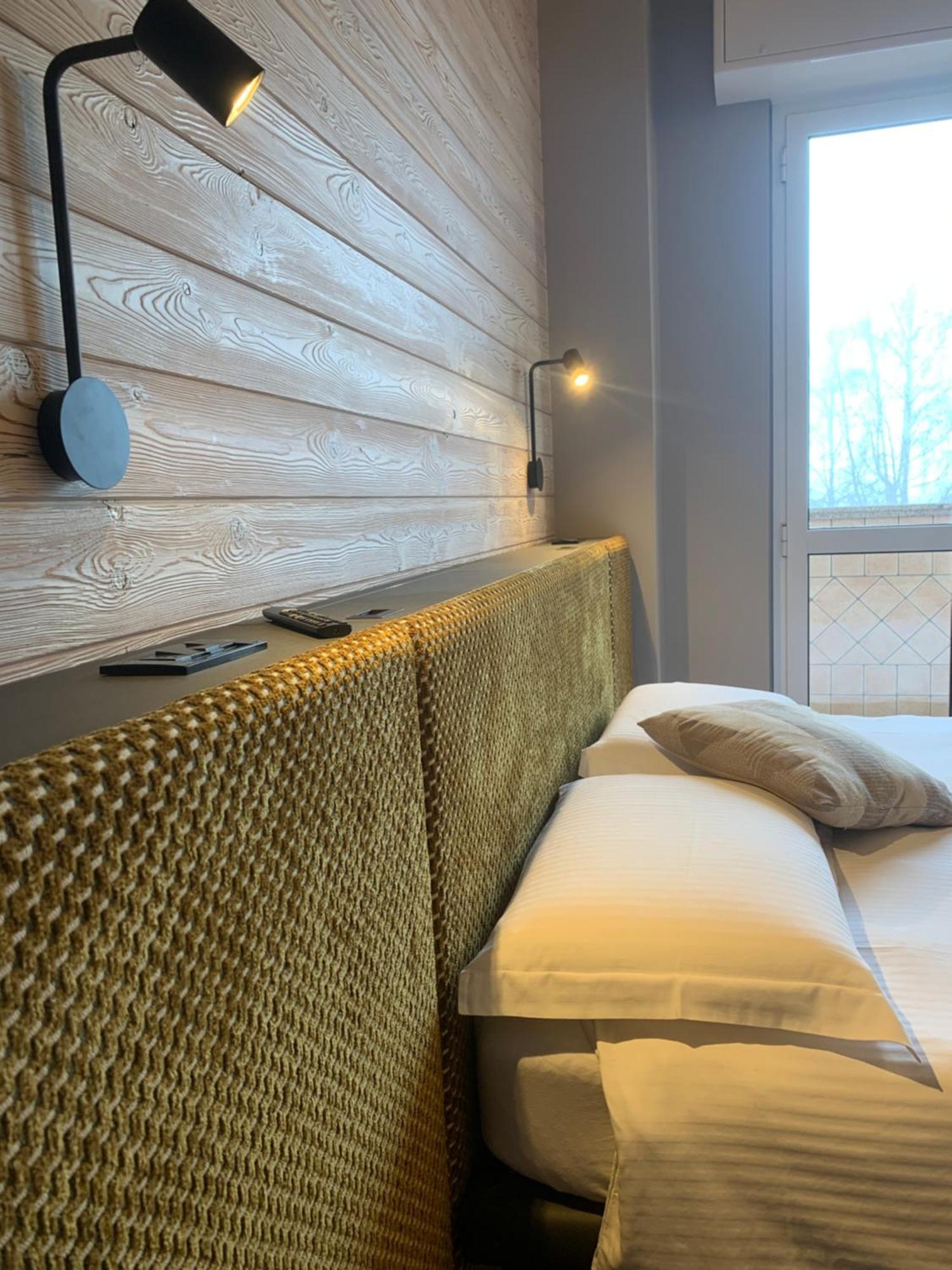 Albergo Moderno & Spa Fuipiano Valle Imagna Kültér fotó