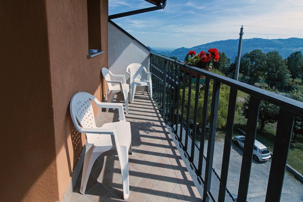 Albergo Moderno & Spa Fuipiano Valle Imagna Kültér fotó