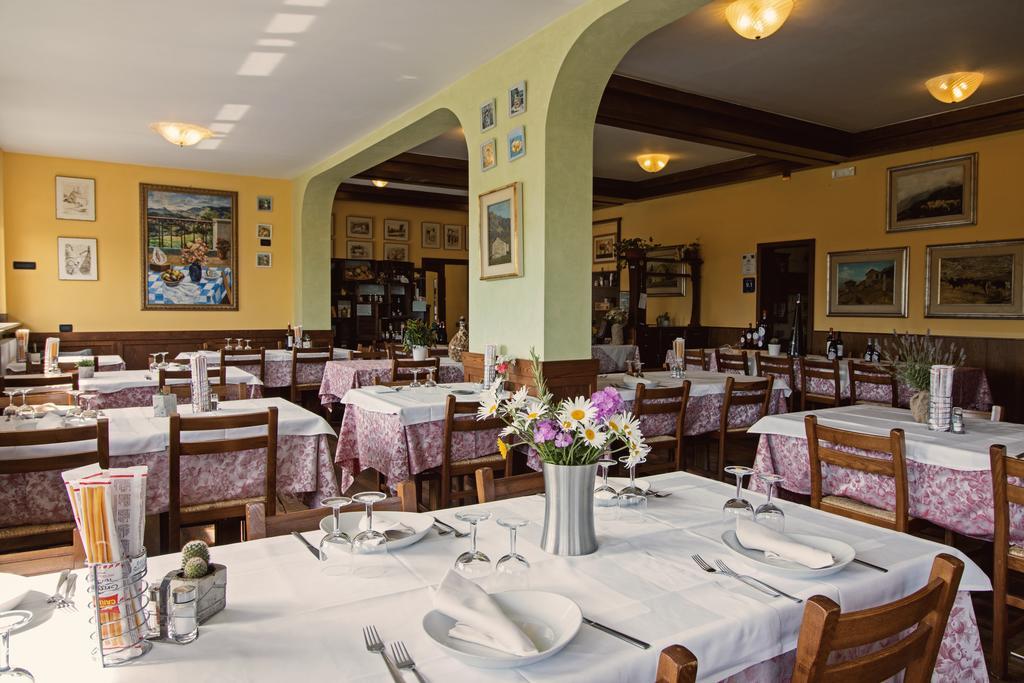 Albergo Moderno & Spa Fuipiano Valle Imagna Kültér fotó