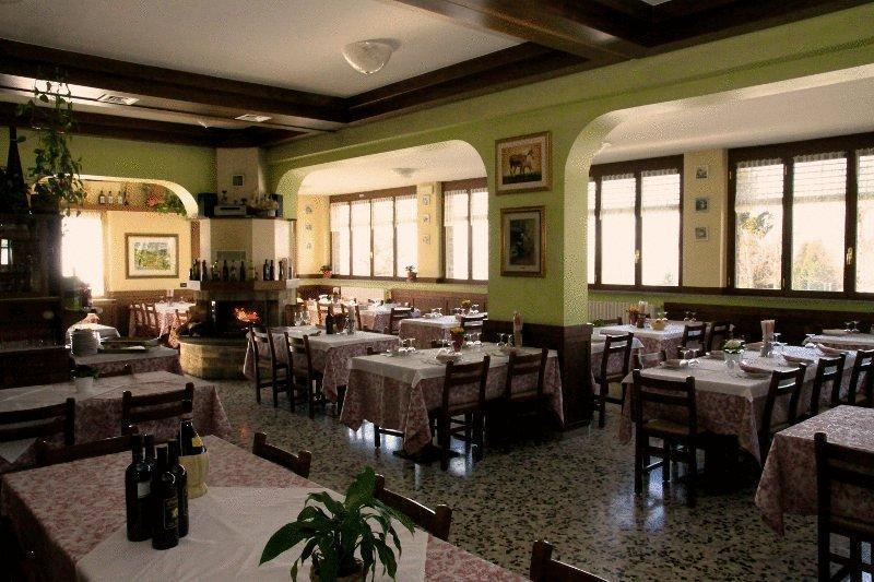 Albergo Moderno & Spa Fuipiano Valle Imagna Kültér fotó