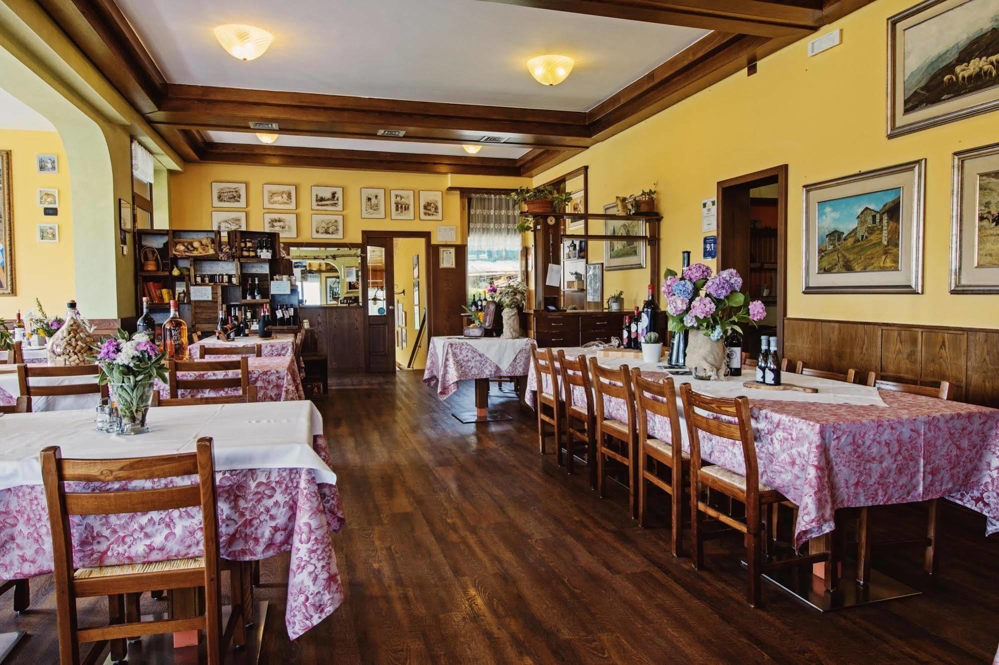 Albergo Moderno & Spa Fuipiano Valle Imagna Kültér fotó
