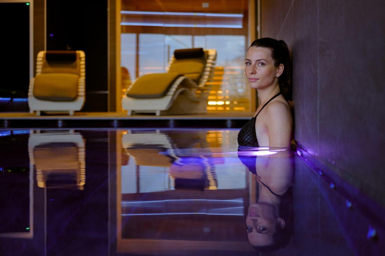Albergo Moderno & Spa Fuipiano Valle Imagna Kültér fotó